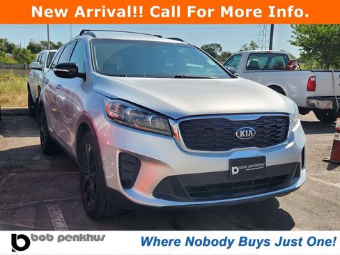 Used 2019 Kia Sorento S AWD/4WD image 1