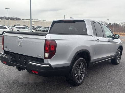 Used 2019 Honda Ridgeline Sport image 7