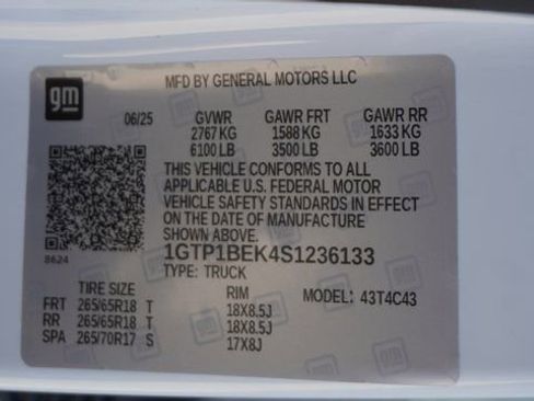 New 2025 GMC Canyon Elevation w/ Convenience Package image 31