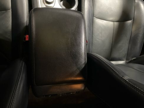 Used 2018 Nissan Pathfinder SL w/ Midnight Edition Package image 17