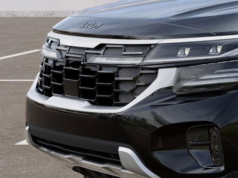 New 2025 Kia Seltos SX w/ SX Sunroof Package image 15