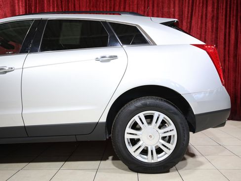 Used 2016 Cadillac SRX FWD image 6
