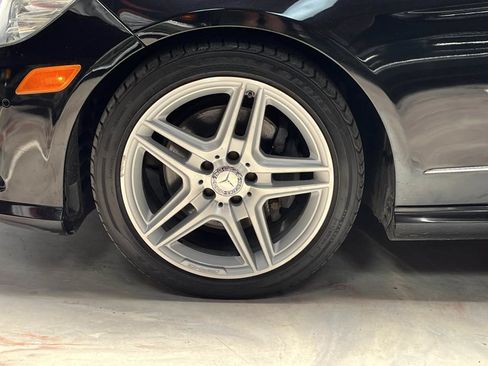 Used 2011 Mercedes-Benz E 350 4MATIC Sedan w/ Premium 2 Pkg image 31