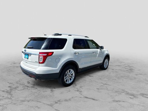 Used 2011 Ford Explorer XLT w/ 202A Rapid Spec Order Code AWD/4WD image 8