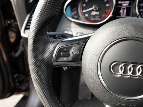 Used 2015 Audi R8 V10 image 40