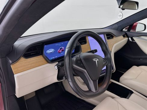 Used 2019 Tesla Model S 100D image 10