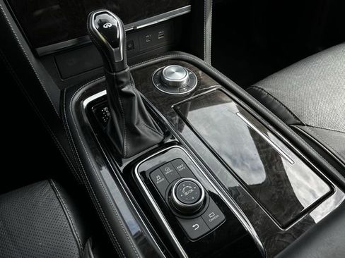 Used 2024 INFINITI QX80 Luxe image 23