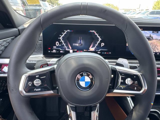 Used 2026 BMW 760i xDrive w/ Executive Package AWD/4WD image 27