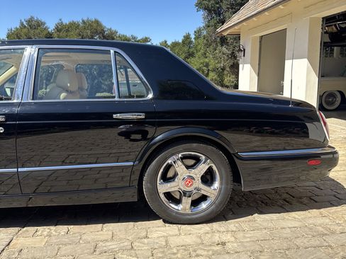 Used 2001 Bentley Arnage Red Label image 10