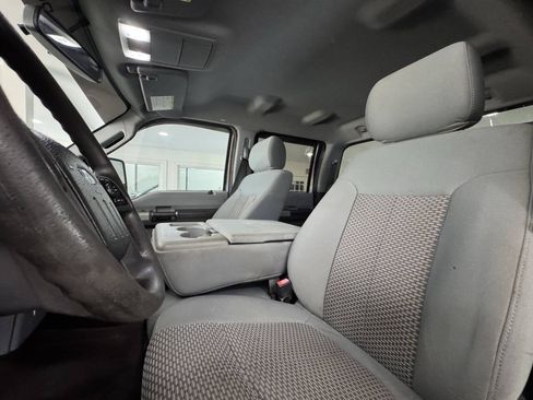 Used 2015 Ford F250 XLT w/ FX4 Off-Road Package AWD/4WD image 15