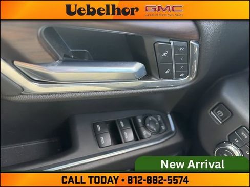 Certified 2023 GMC Sierra 1500 SLT w/ SLT Convenience Package image 19