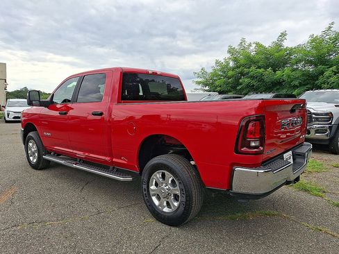 Certified 2026 RAM 2500 Big Horn AWD/4WD image 28