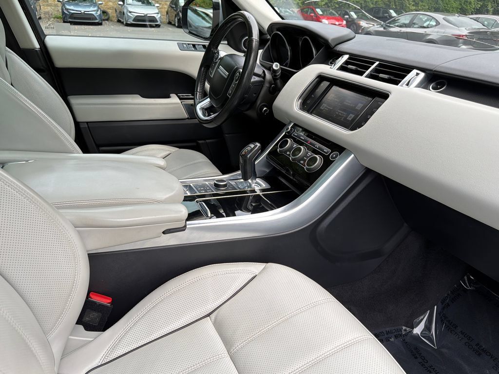 Used 2016 Land Rover Range Rover Sport HSE AWD/4WD image 11