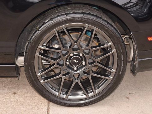 Used 2013 Ford Mustang Shelby GT500 image 39