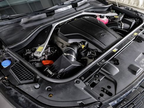 Used 2024 Land Rover Range Rover SE AWD/4WD image 47