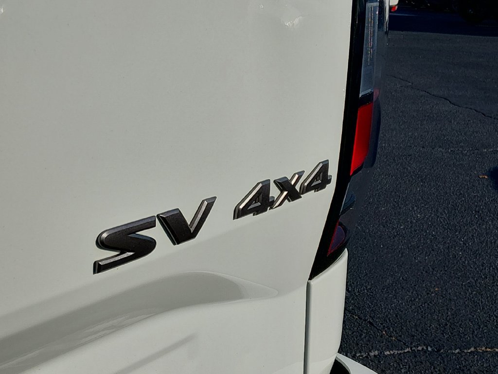 Used 2023 Nissan Frontier SV AWD/4WD image 16