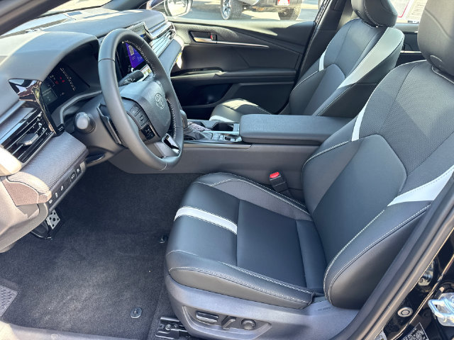 Certified 2026 Toyota Camry SE FWD image 26