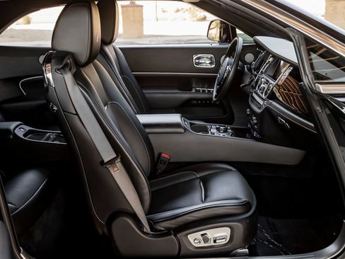 Certified 2018 Rolls-Royce Dawn RWD image 31