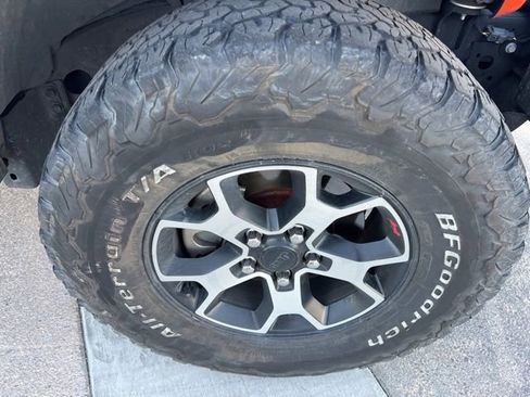 Used 2023 Jeep Wrangler Unlimited Rubicon image 15