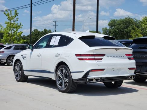 Used 2025 Genesis GV80 3.5T e-SC AWD/4WD image 4