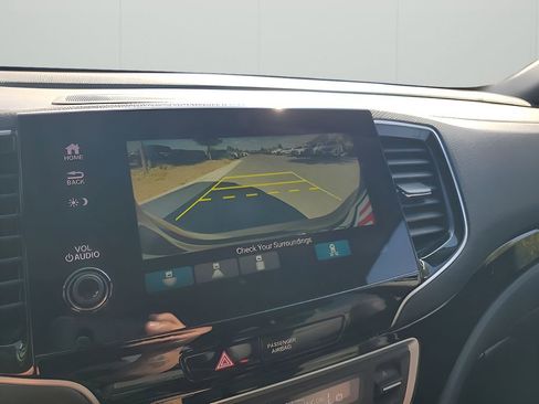 Used 2022 Honda Pilot Touring image 41