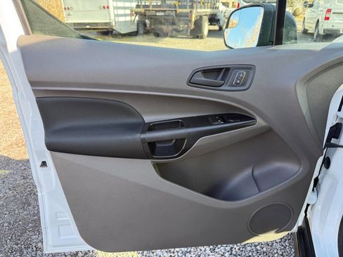 Used 2021 Ford Transit Connect XL image 27