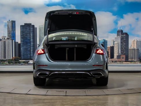 New 2026 Mercedes-Benz E 350 4MATIC Sedan image 12