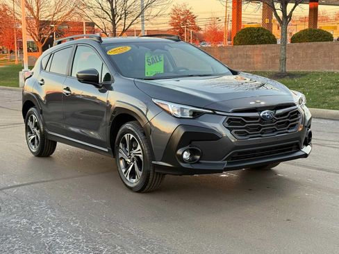 Certified 2025 Subaru Crosstrek 2.0i Premium image 3