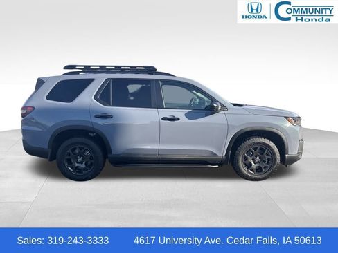 New 2026 Honda Pilot TrailSport image 7