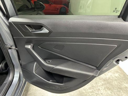 Used 2019 Volkswagen Jetta SE image 25