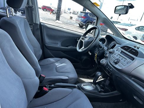 Used 2011 Honda Fit image 12