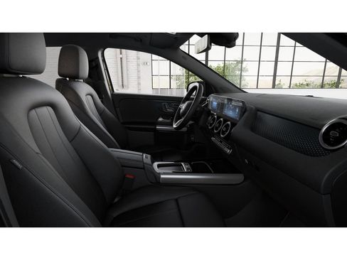 New 2026 Mercedes-Benz GLA 250 4MATIC image 4