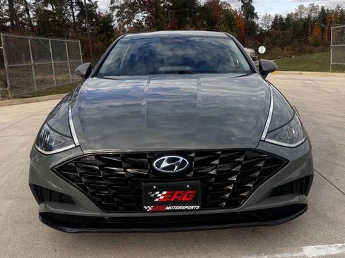 Used 2021 Hyundai Sonata SEL FWD image 2