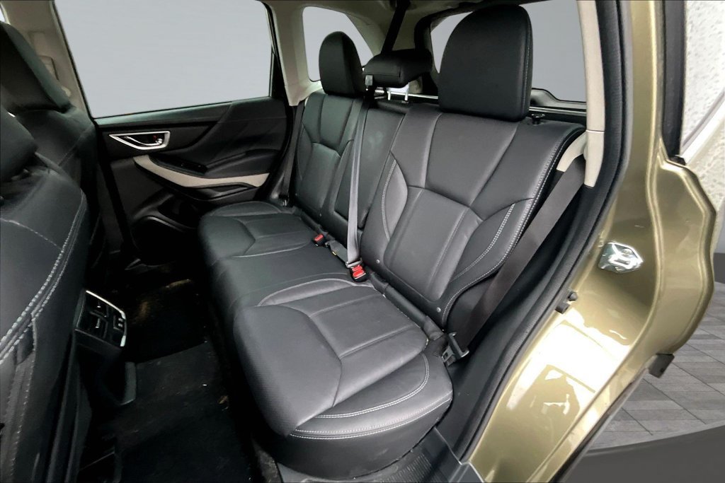 Used 2024 Subaru Forester Limited AWD/4WD image 22