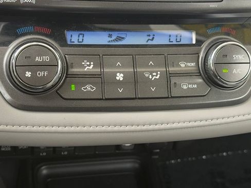 Used 2013 Toyota RAV4 Limited FWD image 26
