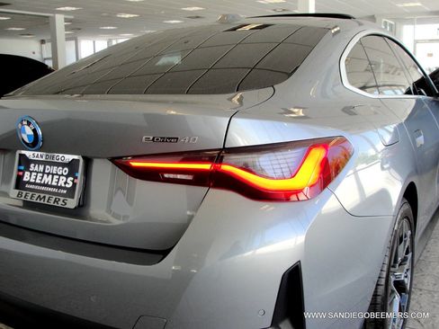 Used 2023 BMW i4 eDrive40 image 55