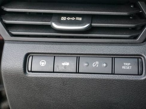 Used 2023 Nissan Altima 2.5 SV w/ SV Premium Package FWD image 23
