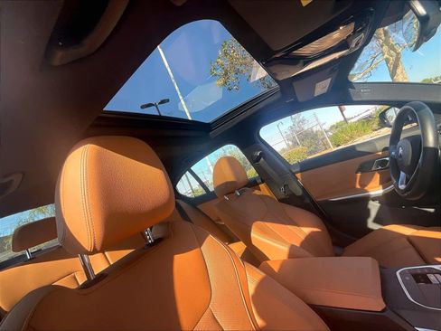 Used 2024 BMW 330i xDrive Sedan w/ Premium Package AWD/4WD image 24