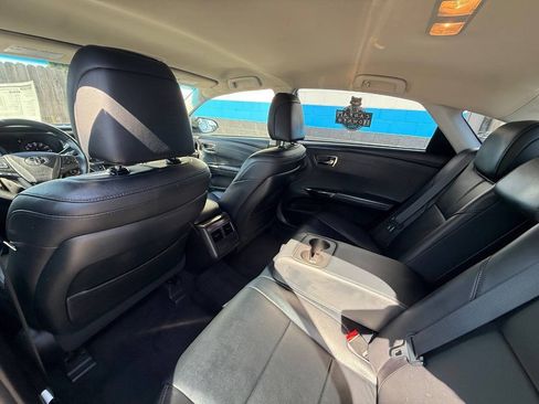 Used 2014 Toyota Avalon XLE FWD image 14