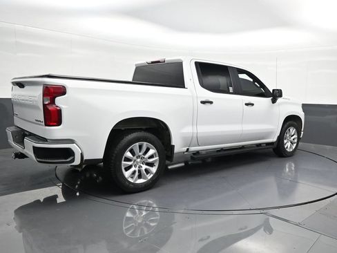 Used 2021 Chevrolet Silverado 1500 Custom RWD image 5