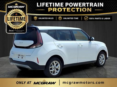 Used 2024 Kia Soul LX w/ Option Group 015 FWD image 5