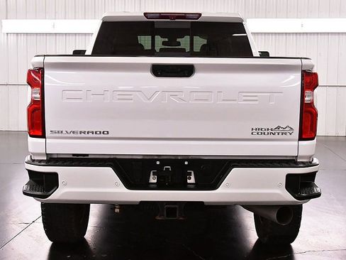 Used 2022 Chevrolet Silverado 3500 High Country w/ Safety Package II image 7
