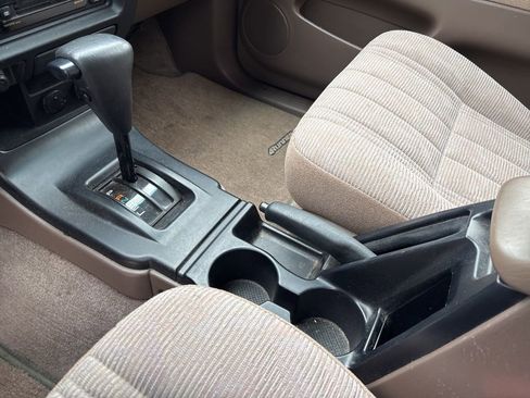 Used 2000 Toyota 4Runner SR5 image 15