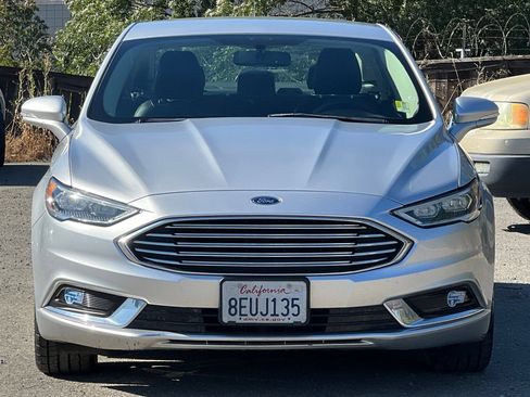 Certified 2018 Ford Fusion Energi SE FWD image 10