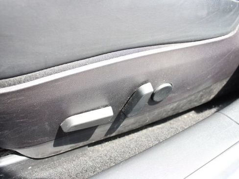 Used 2018 Tesla Model 3 Long Range RWD image 3