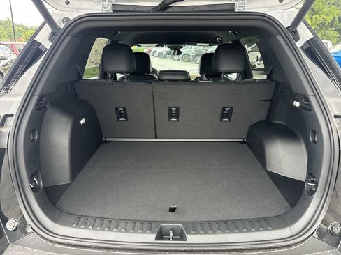 New 2026 Chevrolet Equinox ACTIV w/ Convenience Package III AWD/4WD image 25