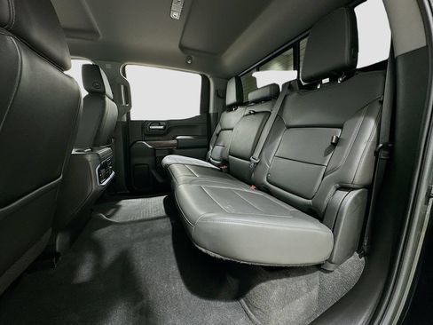 Used 2020 GMC Sierra 1500 SLT RWD image 24