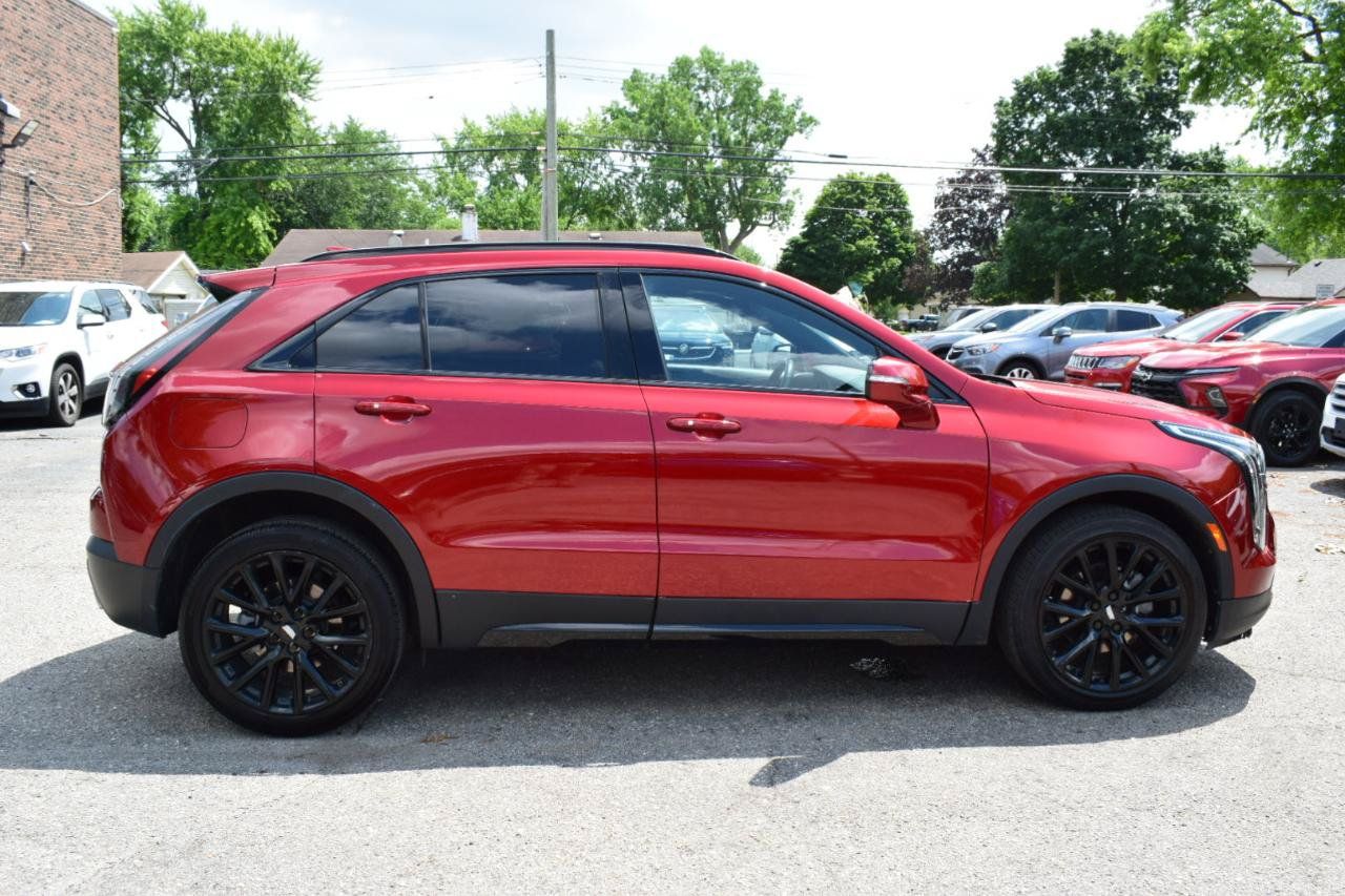 Used 2023 Cadillac XT4 Sport w/ LPO, Onyx Lite Package AWD/4WD image 5