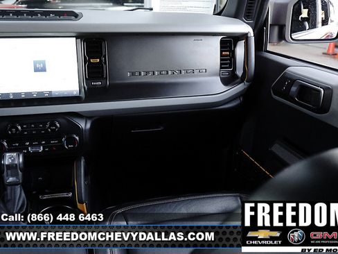 Used 2021 Ford Bronco Badlands image 29