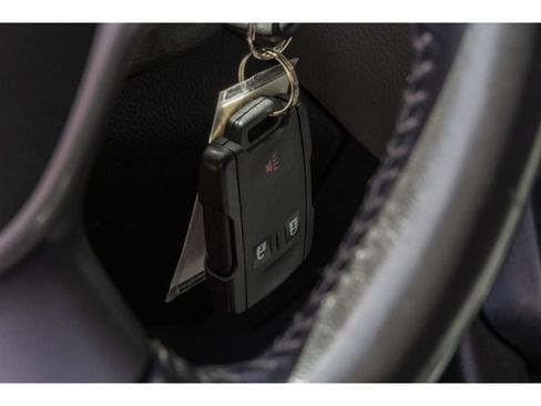 Used 2017 Chevrolet Colorado LT image 27